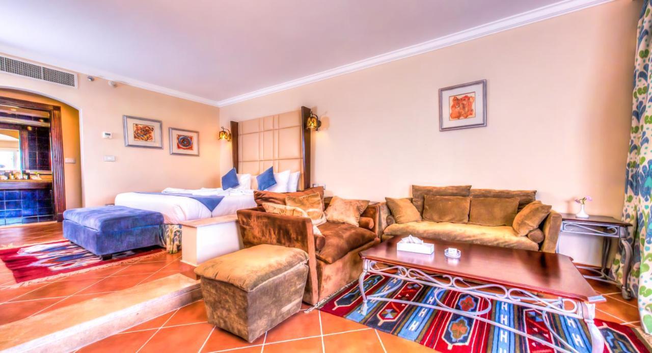 Porto Matrouh Beach Resort マルサ・マトルーフ エクステリア 写真