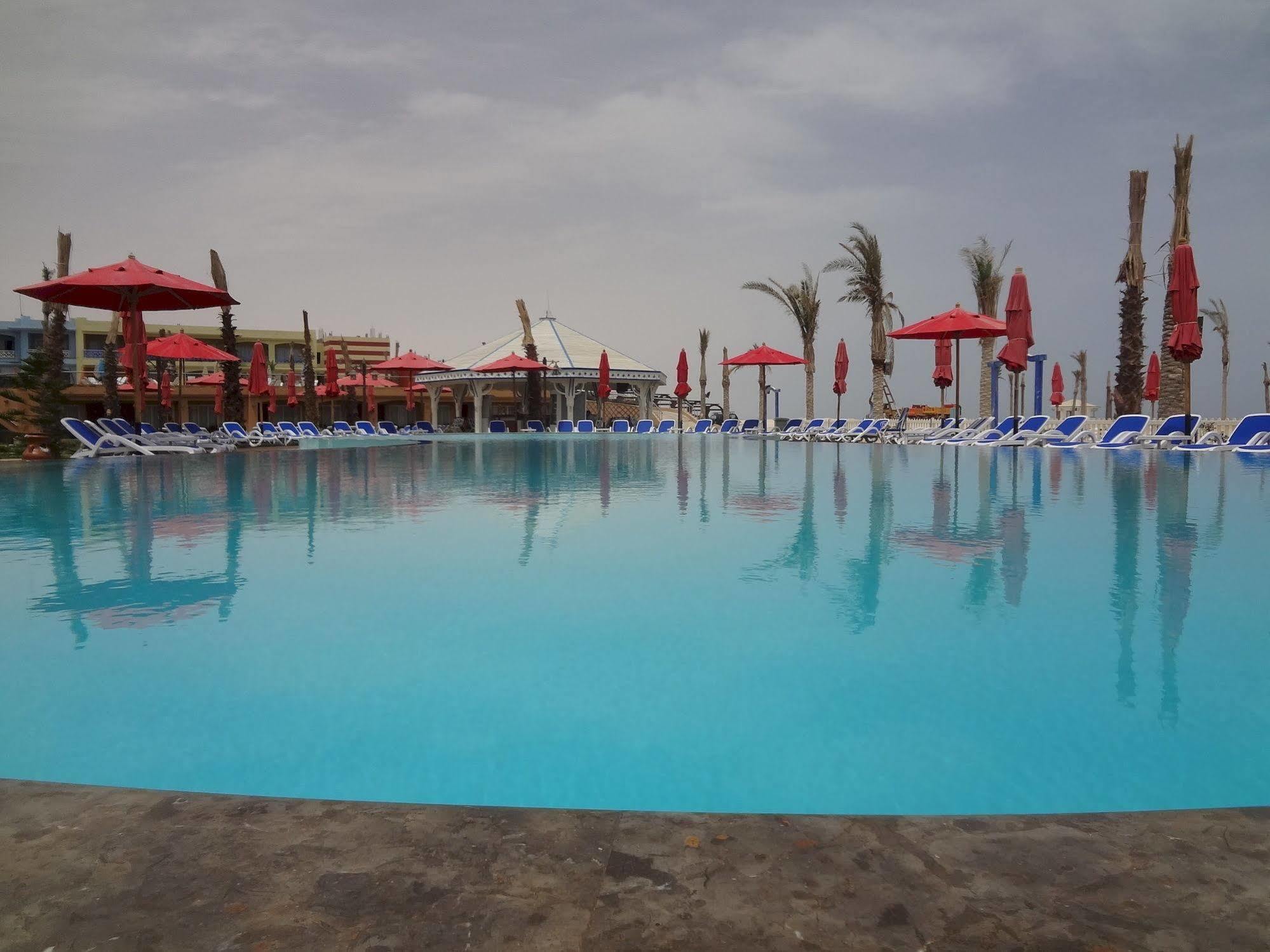 Porto Matrouh Beach Resort マルサ・マトルーフ エクステリア 写真